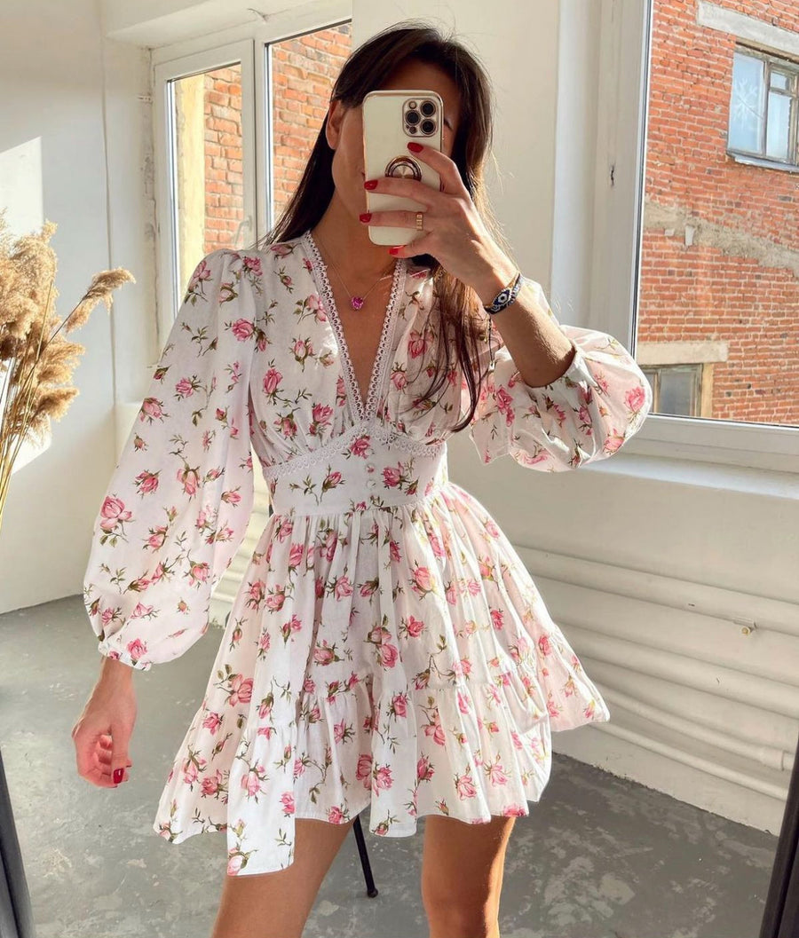 Pamela | Elegant Ruffled Summer Dress with V-Neck
