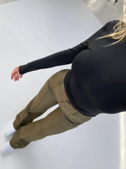 Faith | Elegant High-Waisted Wide-Leg Trousers