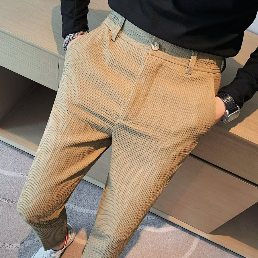 Men's Cropped Trousers – Slim Fit – Textured Fabric – Modern Casual