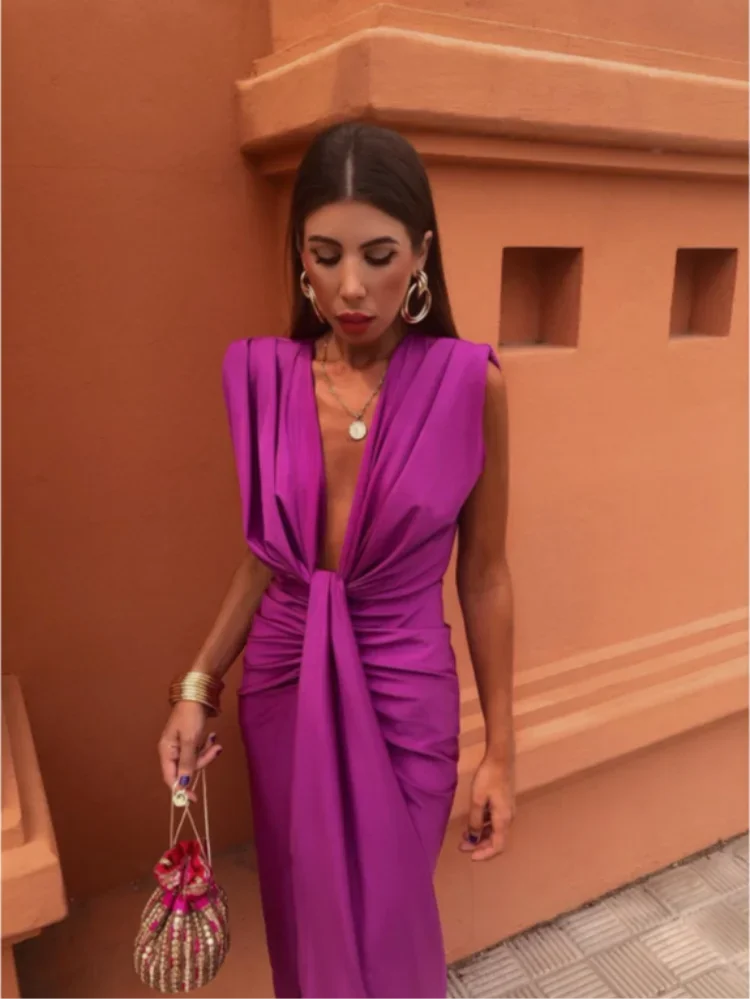 Darcy | Elegant Pleated Maxi Dress in Luxe Fabric