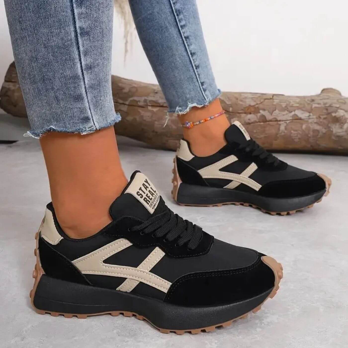 Pamela Orthopedic Sneakers